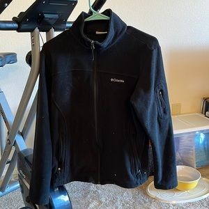 Columbia fleece zipper sweater, size L.